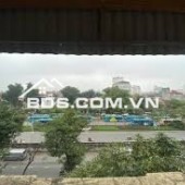 BÁN NHÀ HỒNG HÀ, SIÊU HIẾM, DÂN XÂY CHẮC CHẮN, VIEW SÂN BÓNG